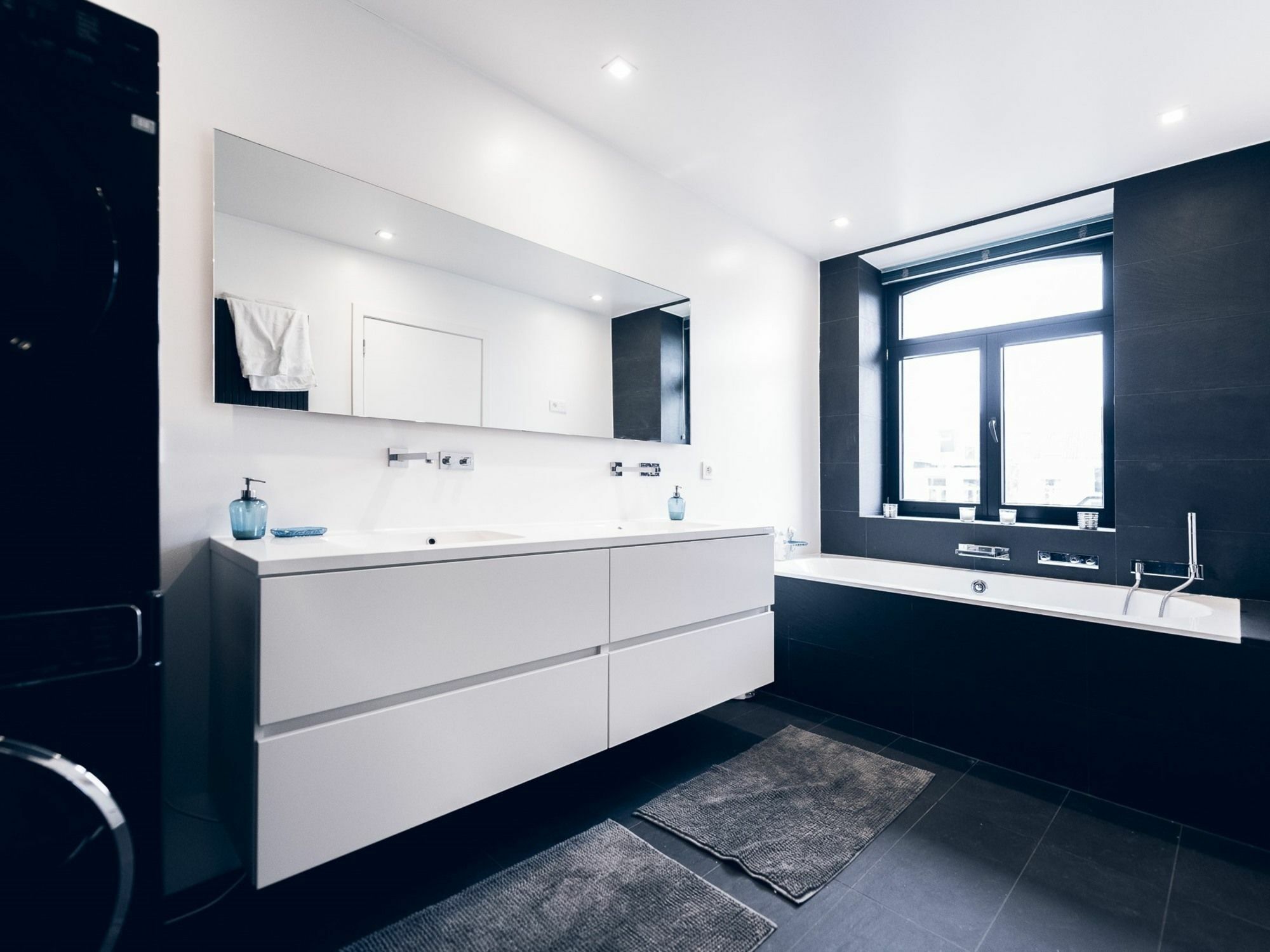 Luxueux Triplex Apartment บรัสเซลส์ ภายนอก รูปภาพ